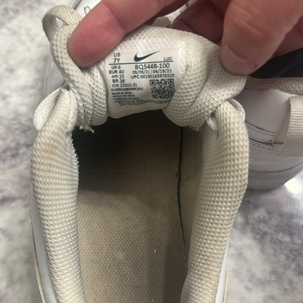 Nikes Air Force 1s all white size 7Y. BQ5448-100 - Picture 5 of 6